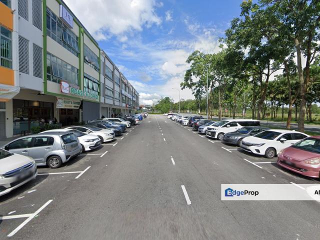 Shop for rent in Bukit Ledang, Johor