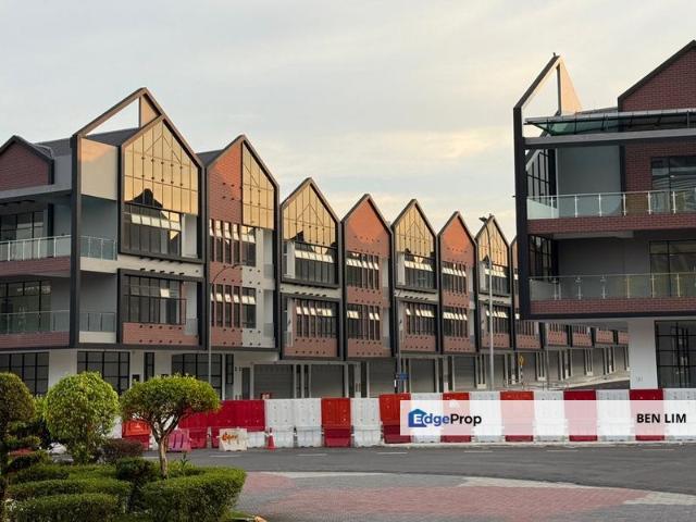 Shop for rent in Skudai, Iskandar Puteri