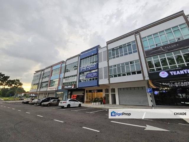 Shop for rent in Bukit Ledang, Johor