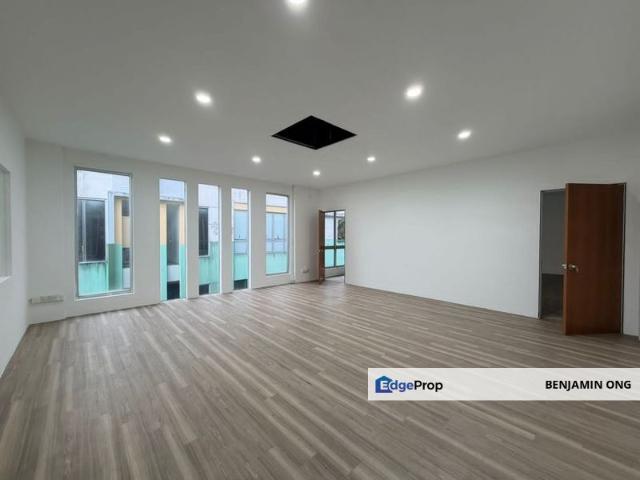 Shop for rent in Bukit Ledang, Johor