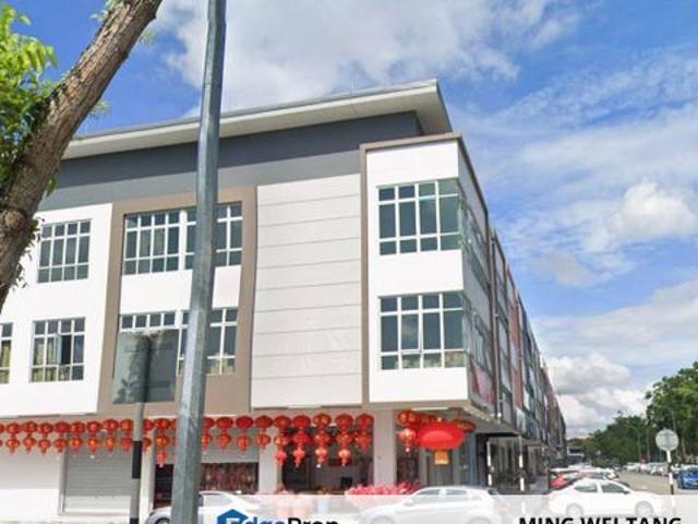 Shop for rent in Bukit Ledang, Johor