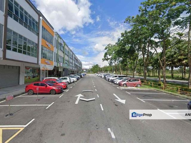 Shop for rent in Bukit Ledang, Johor