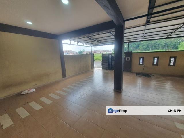 House for sale in Malaka