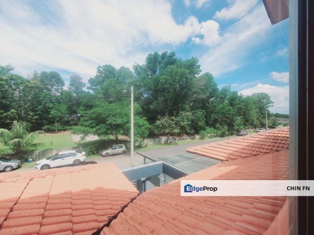 House for sale in Malaka