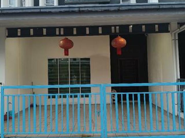 Terraced House for sale in Kuching