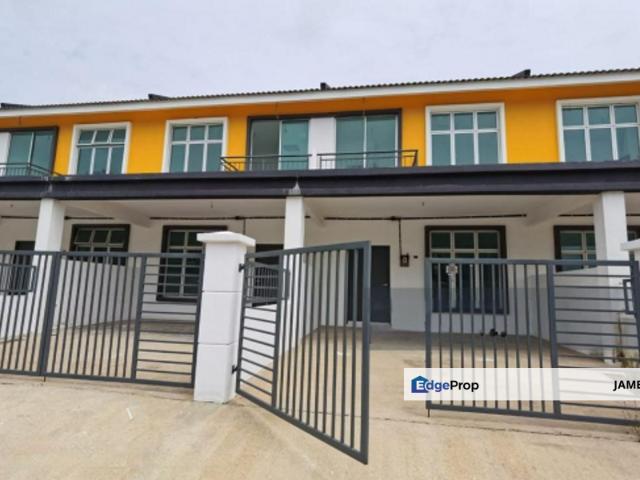 House for sale in Malaka