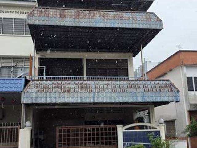 Terraced House for sale in Wellesley, Penang