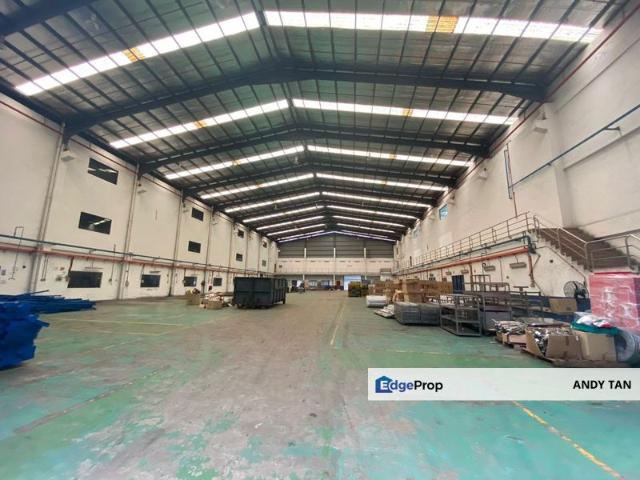 Warehouse for rent in Taman Tan Sri Yaacob, Iskandar Puteri