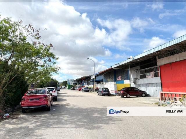 Warehouse for sale in Bukit Ledang, Johor