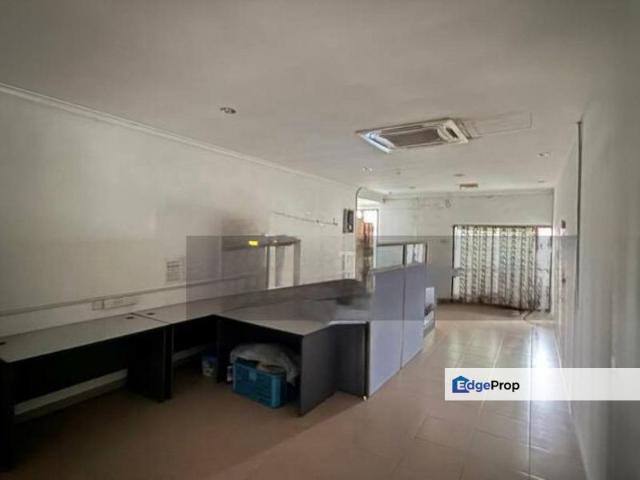 Warehouse for sale in Bukit Ledang, Johor