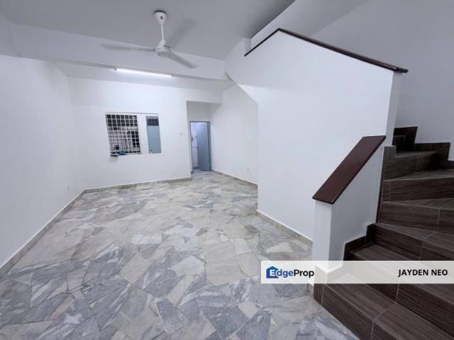 House for sale in Taman Tan Sri Yaacob, Iskandar Puteri