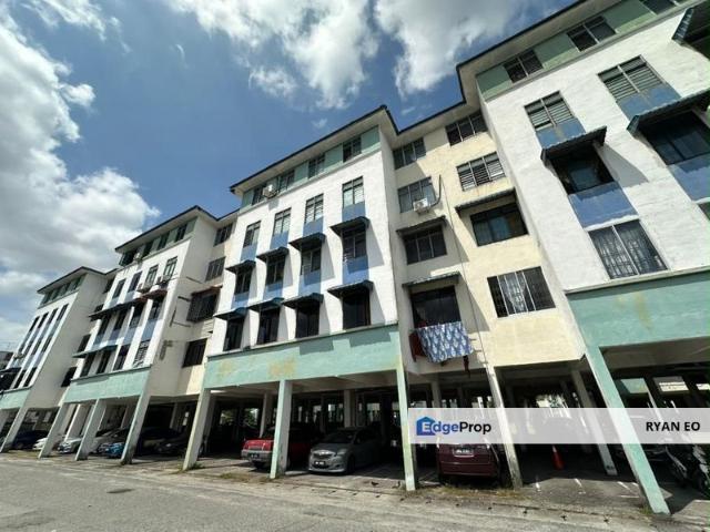 Flat for sale in Taman Tan Sri Yaacob, Iskandar Puteri