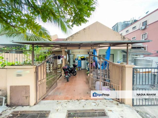 House for sale in Country Heights Damansara, Kuala Lumpur