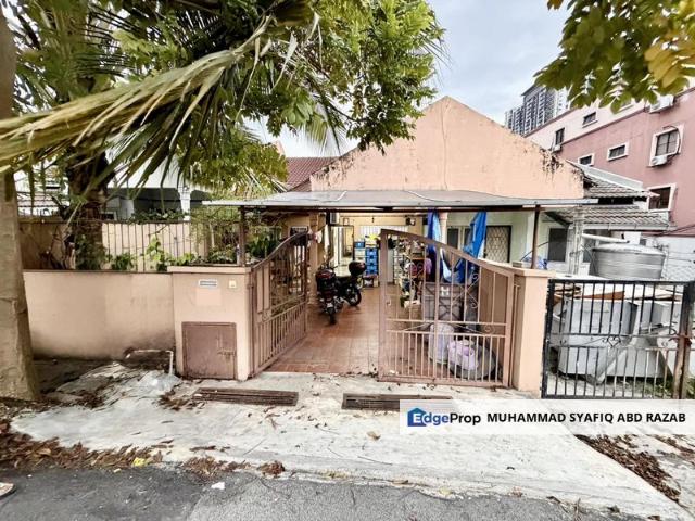 House for sale in Country Heights Damansara, Kuala Lumpur