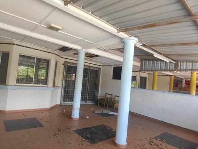 Terraced House for sale in Malaka