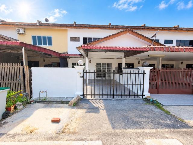Terraced House for sale in Muar