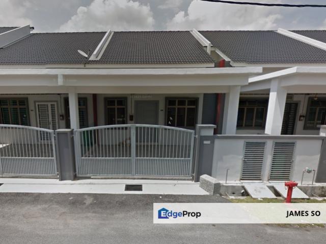House for sale in Malaka