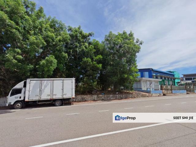 Warehouse for sale in Malaka