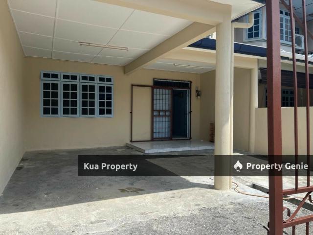 Terraced House for rent