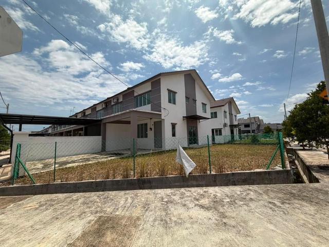 Terraced House for sale in Wellesley, Penang