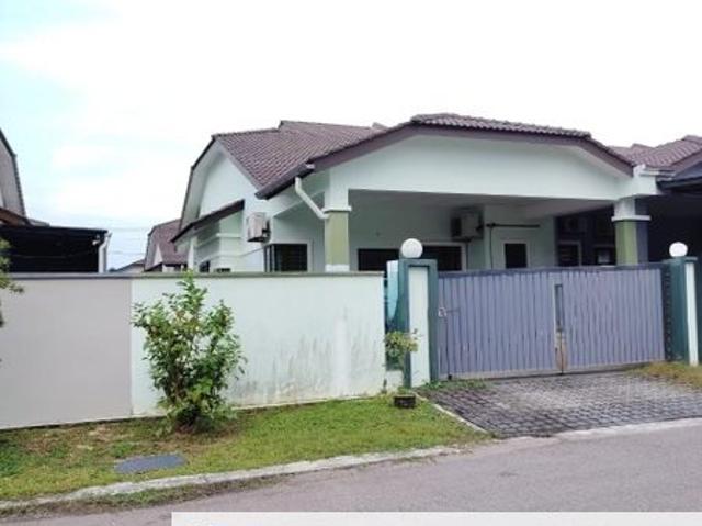 House for sale in Kluang