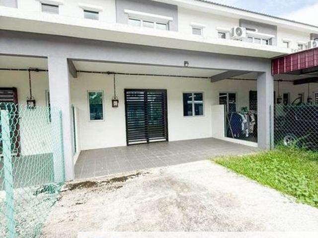 House for rent in Malaka