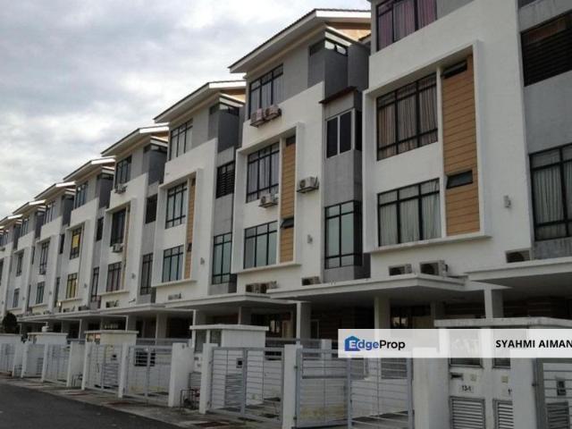 House for sale in Petaling, Subang Jaya