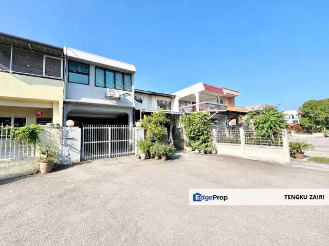House for sale in Langat, Selangor