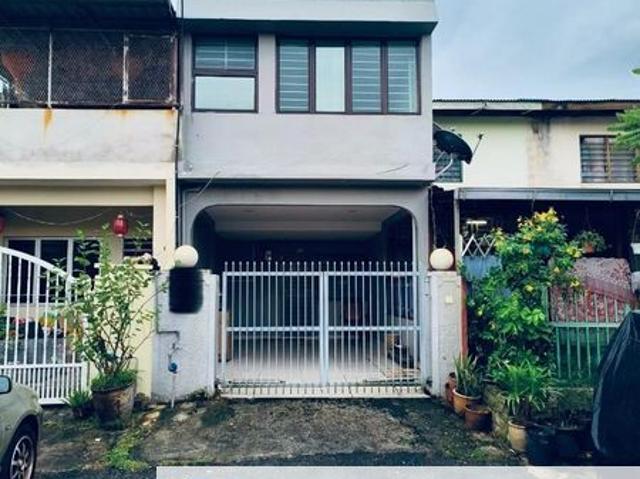 House for sale in Langat, Selangor