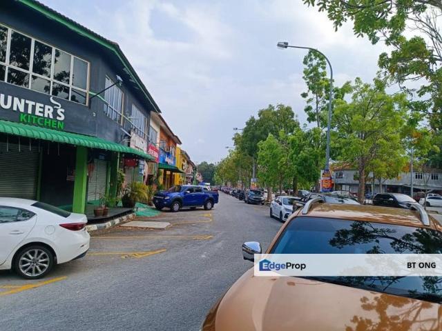 House for sale in Malaka
