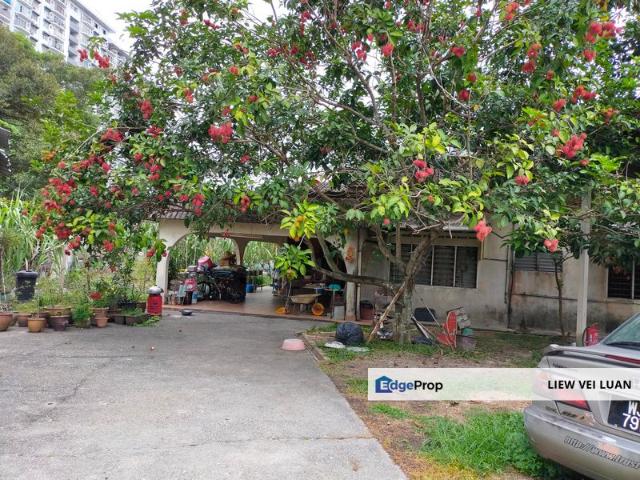 House for sale in Country Heights Damansara, Kuala Lumpur