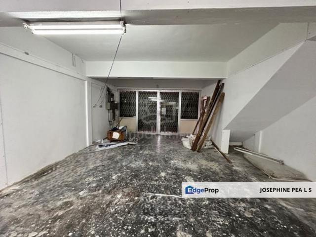 Shop for rent in Country Heights Damansara, Kuala Lumpur
