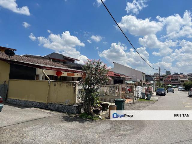 House for sale in Country Heights Damansara, Kuala Lumpur