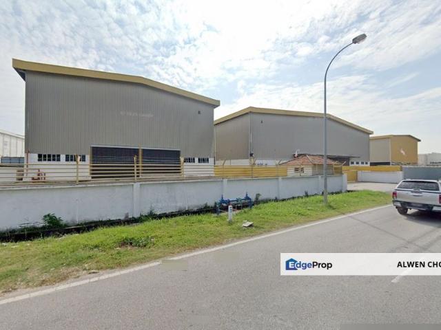 Warehouse for sale in Malaka