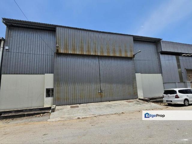 Warehouse for sale in Malaka