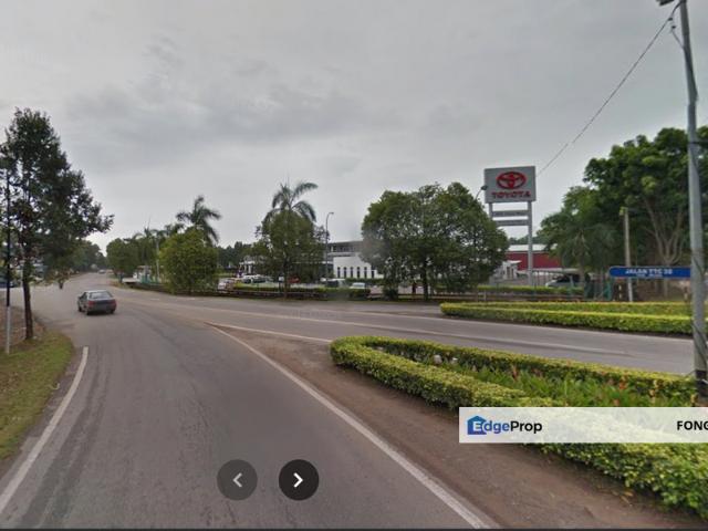 Warehouse for sale in Malaka