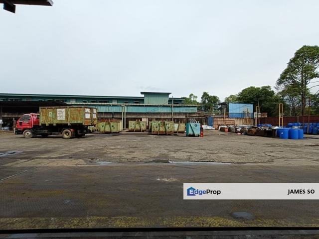 Warehouse for sale in Malaka