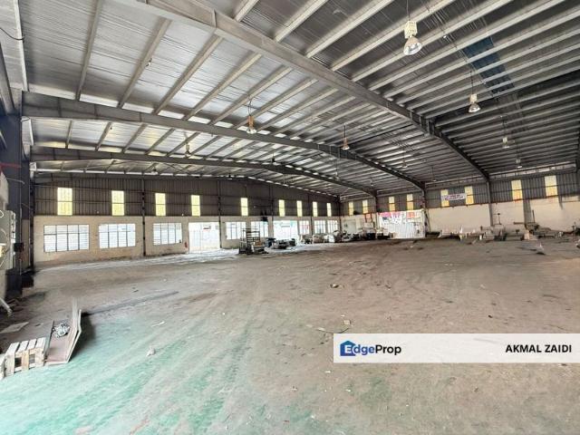 Warehouse for rent in Malaka