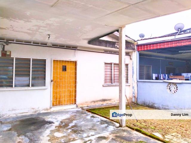 House for sale in Sendayan Village, Negeri Sembilan