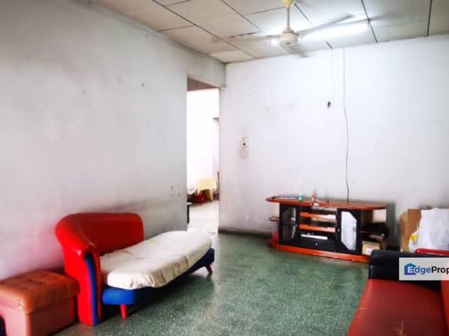 House for sale in Country Heights Damansara, Kuala Lumpur