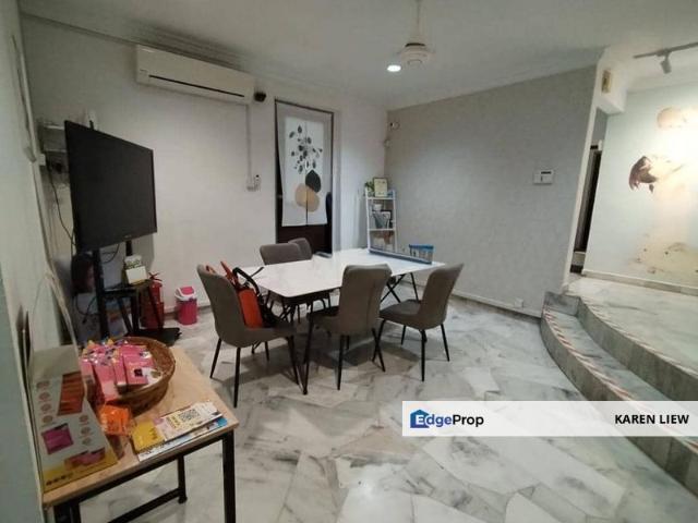 House for sale in Country Heights Damansara, Kuala Lumpur