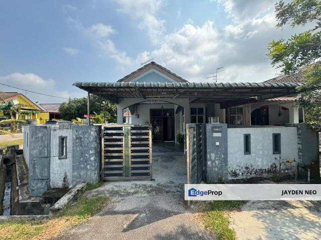 House for sale in Taman Teratai, Iskandar Puteri