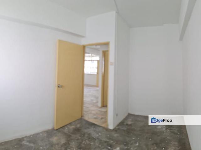 Condominium for sale in Mukim 13, Georgetown