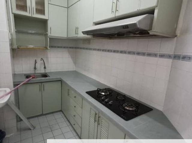 Flat for rent in Mukim 13, Georgetown