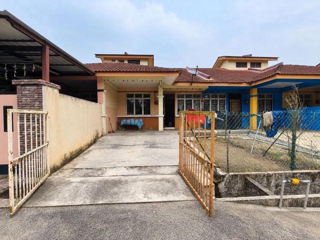 Terraced House for sale in Simpang Renggam, Kluang