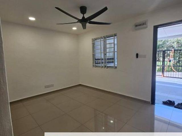 House for sale in Ulu Tiram, Johor