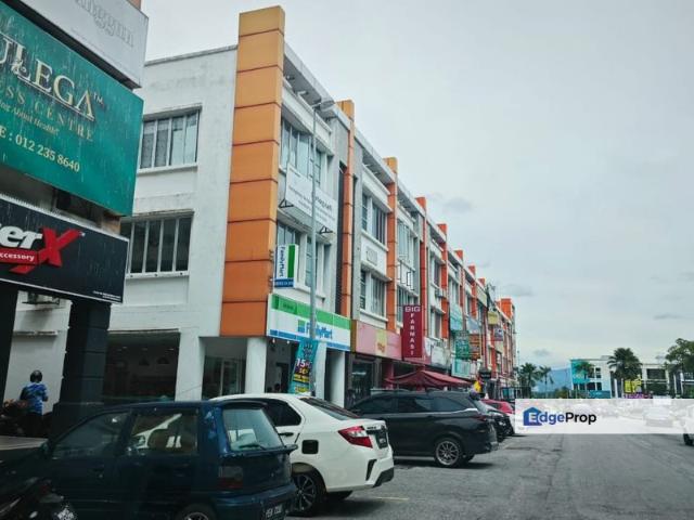 Shop for rent in Kajang, Langat