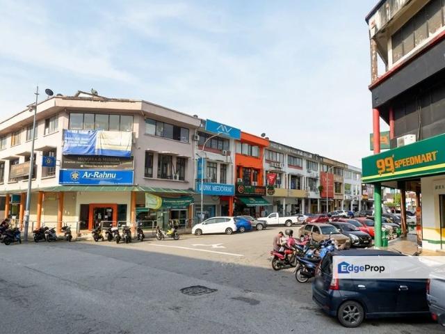 Shop for rent in Shah Alam, Petaling