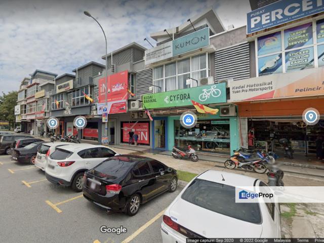 Shop for sale in Petaling, Alam Impian