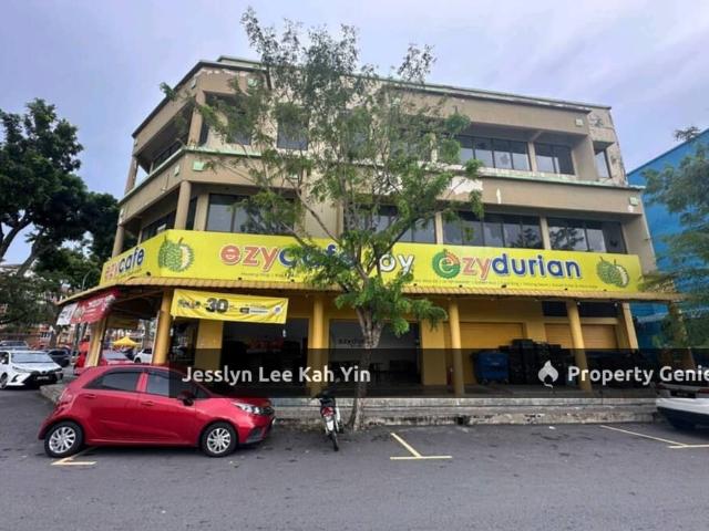 Shop for rent in Petaling, Alam Impian